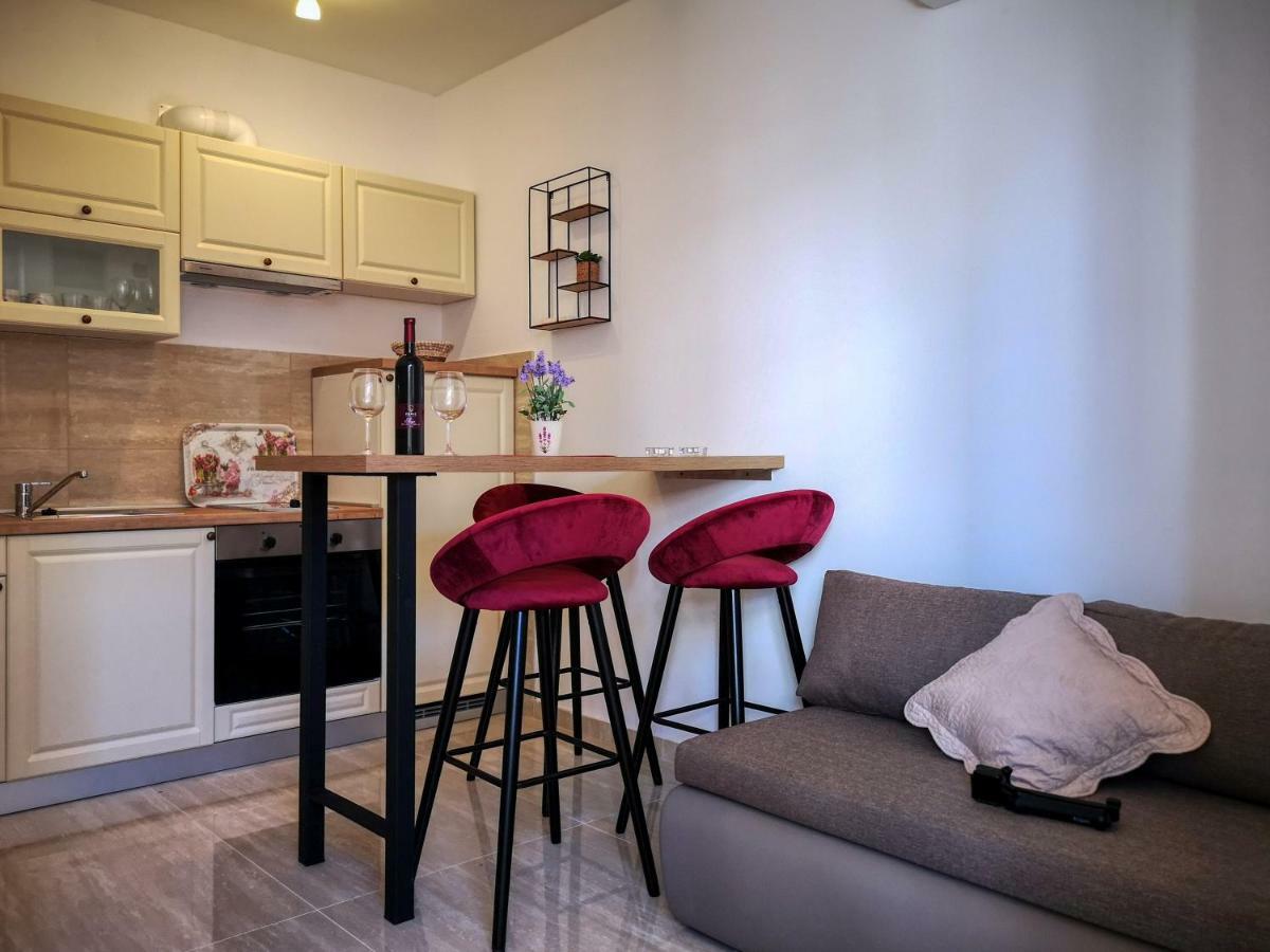 Apartman Ante Sukošan Exterior foto